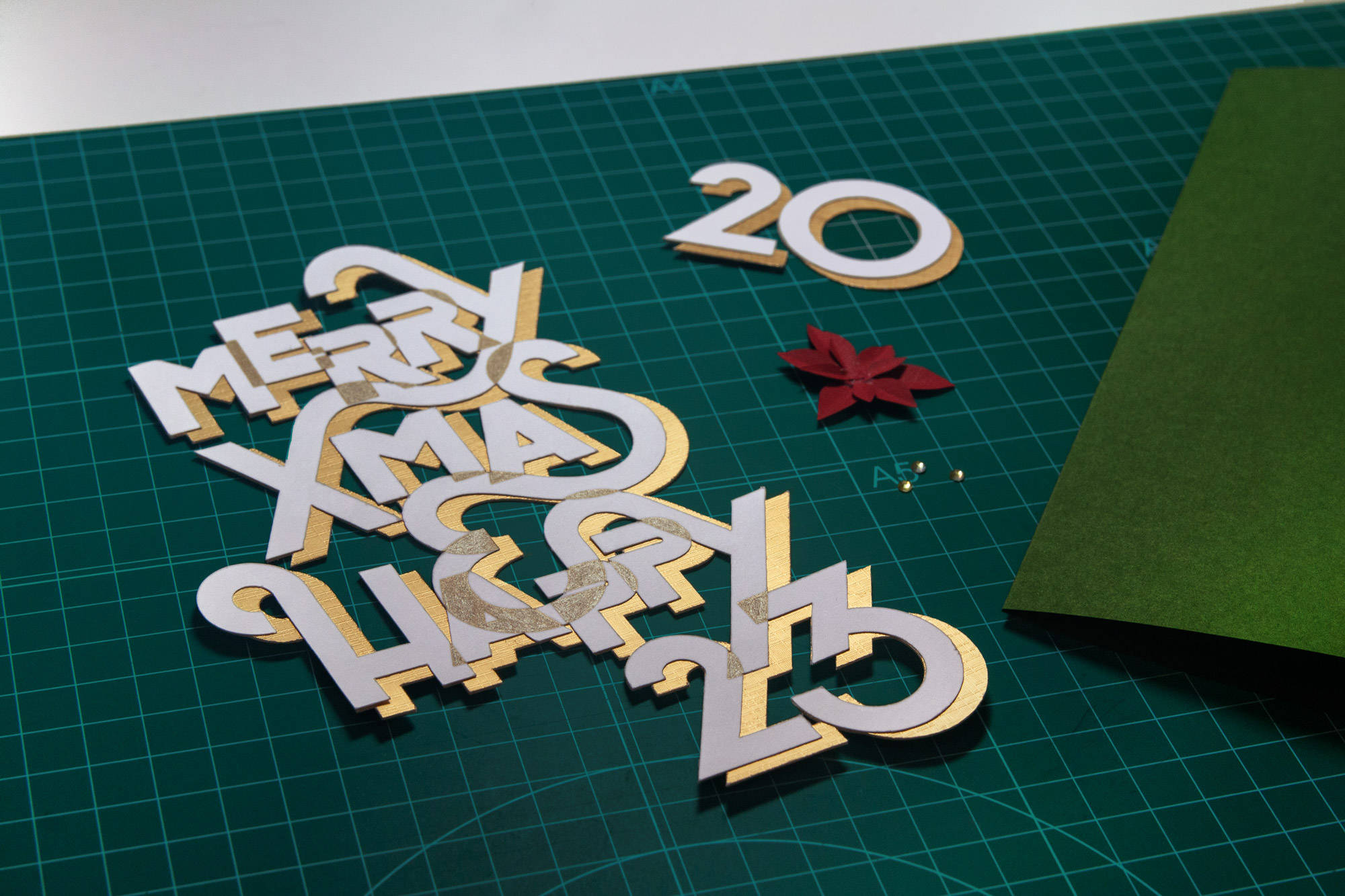 Lettering per a postal de Nadal 2022 - Retalls per muntar