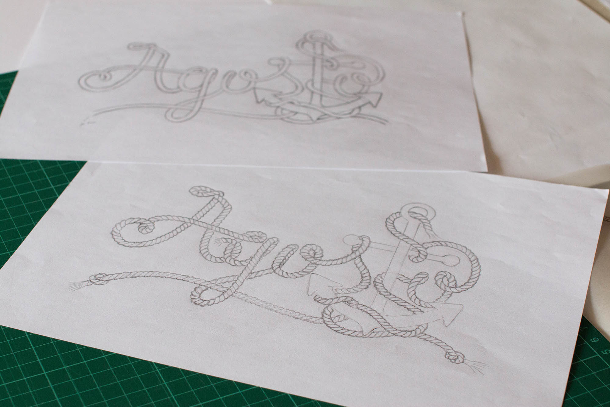 Bocetos para el proyecto de lettering "Los meses".