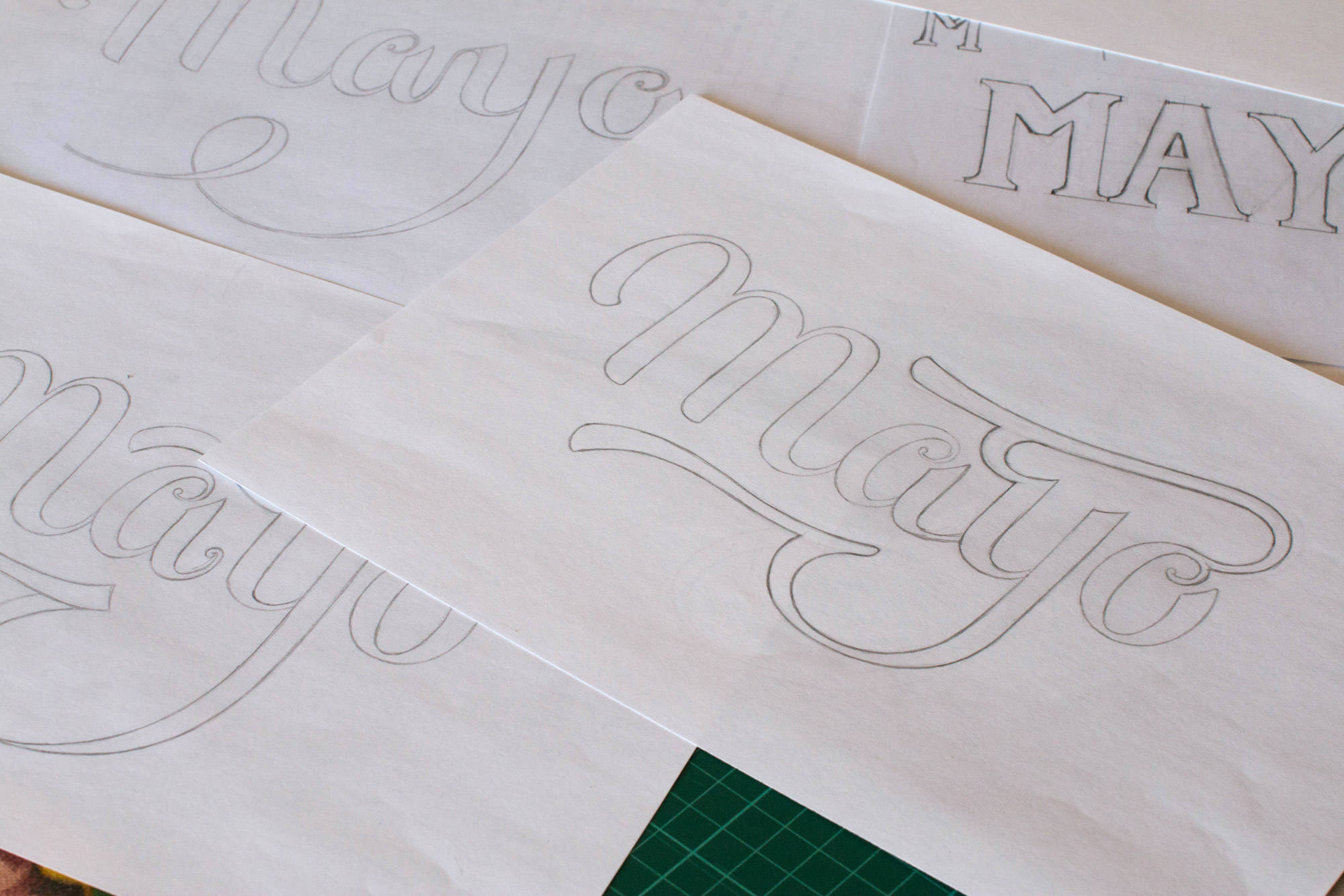 Esbossos pel projecte de lettering "Els mesos".